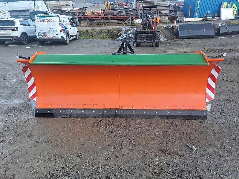 Pronar Schneepflug PU 3300