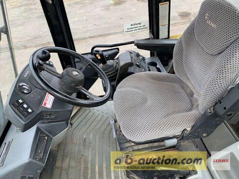 Caterpillar 908 inkl. Schaufel