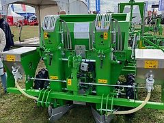 Bomet Kartoffelpflanzmaschine / Potato planter / Planteuse de pomme de terre / Piantapatate / Sadzarka ziemniaków