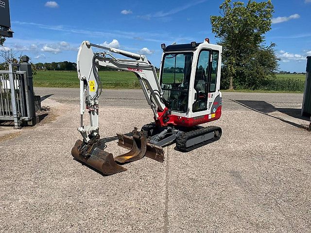 Takeuchi TB219