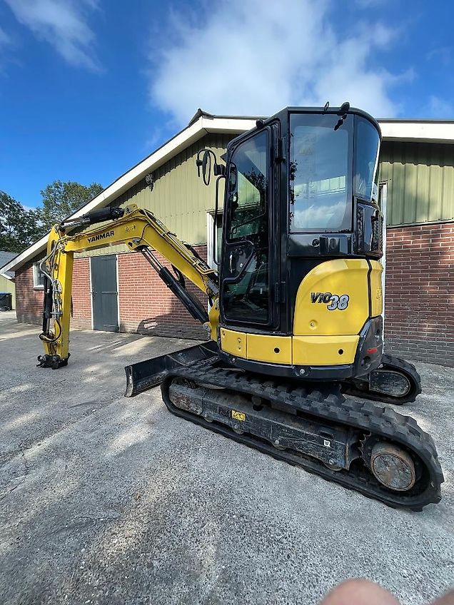 Yanmar VIO38