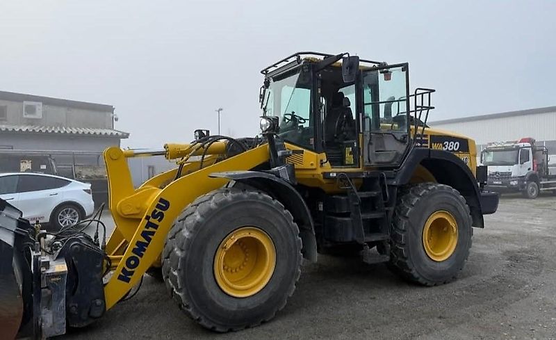 Komatsu WA 380-8E