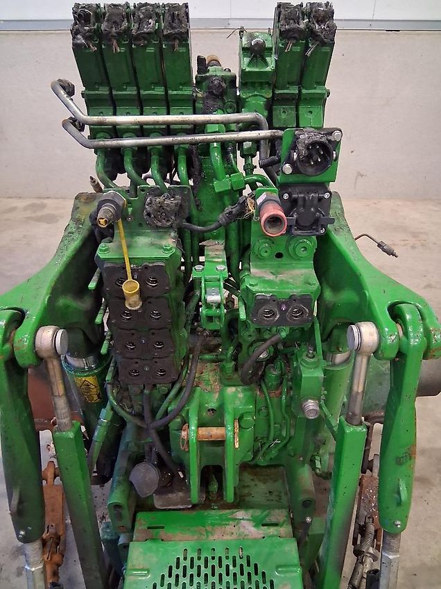 John Deere 6195R
