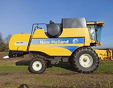 New Holland CSX. 7050