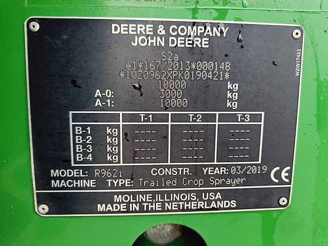 John Deere R962i