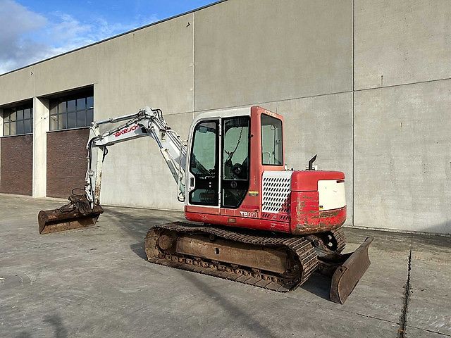 Takeuchi TB175
