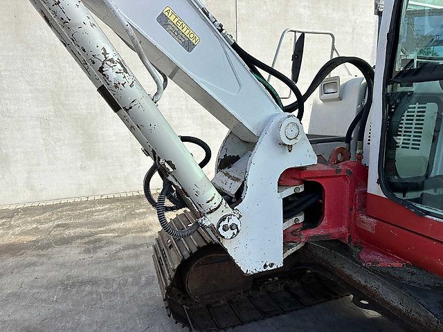Takeuchi TB175