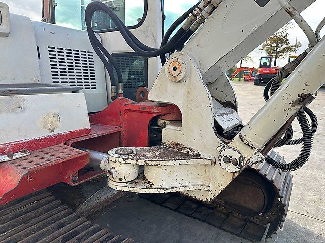Takeuchi TB175