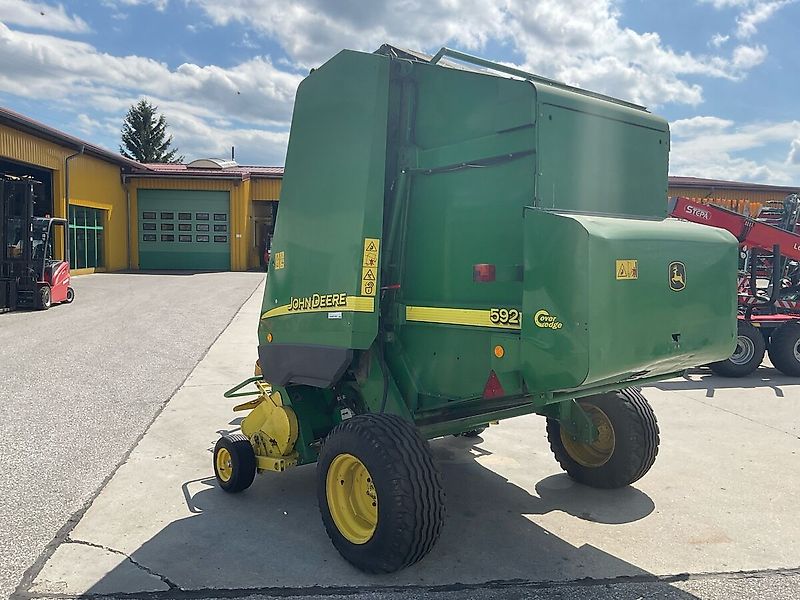 John Deere 592C