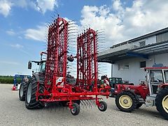 Kopf Universal Striegel 15m hydraulische Verstellung