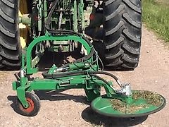 Zaunmäher Mähwerk Traktor Trommelmähwerk Mähwerk Kantenmäher Dreipunktaufnahme Kellfri