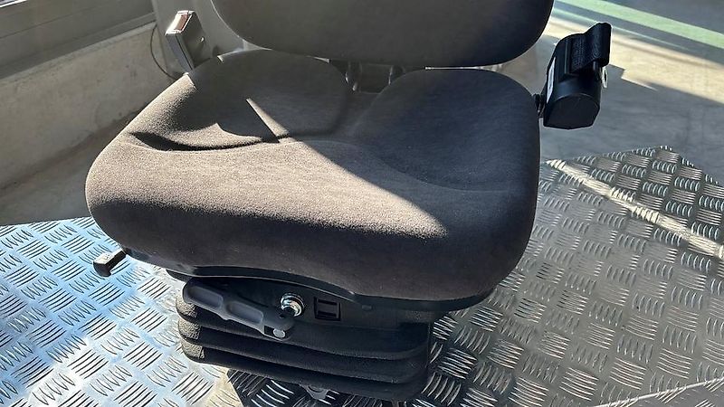 Cobo Sitz SC79-M200 Traktorsitz mechanisch NEU Grammer