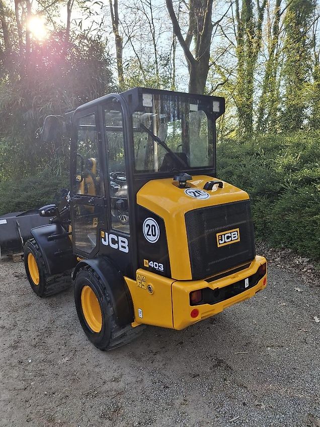 JCB 403