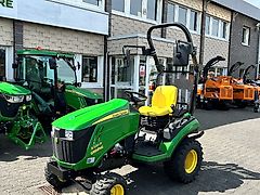 John Deere 1026R ROPS Ind