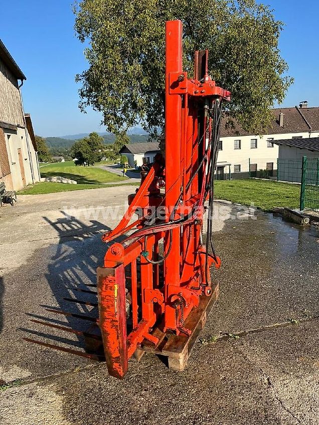 Kuhn B 1201 E PRIVAT