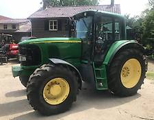 John Deere 6520