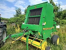 John Deere 590