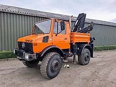 Unimog U1700 met Hiab-kraan 965A.