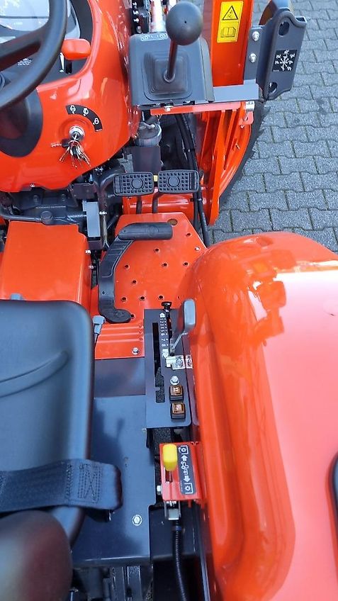 Kubota L1-382 H Frontlader