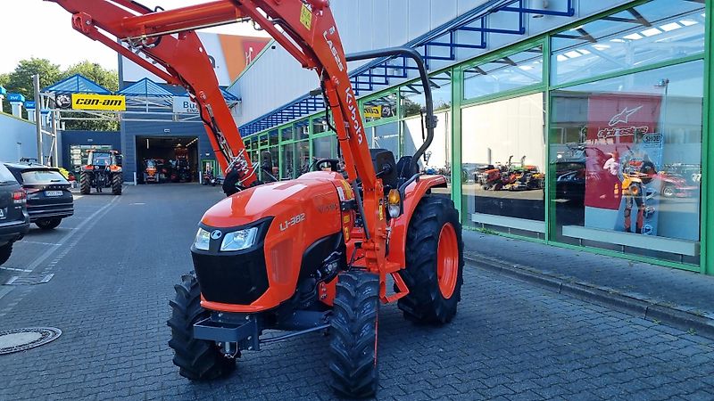 Kubota L1-382 H Frontlader