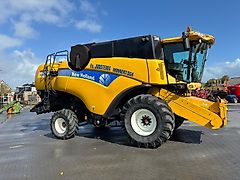 New Holland CX 820