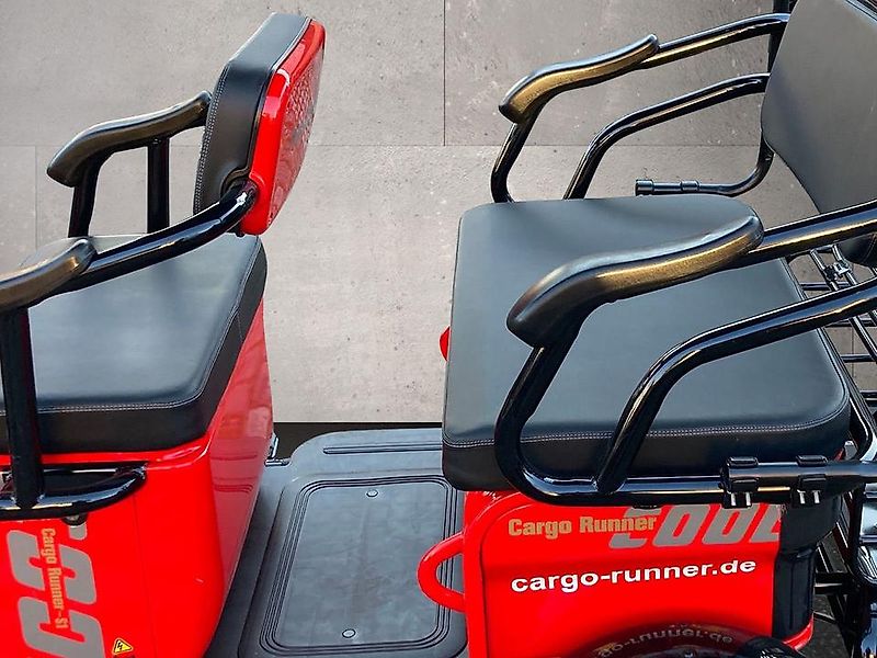 Seniorenmobil 2 Sitzer mit Ladeaum 25 km /h NEU