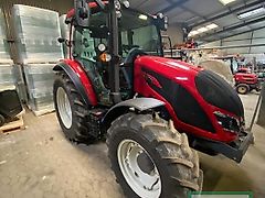 Valtra A75