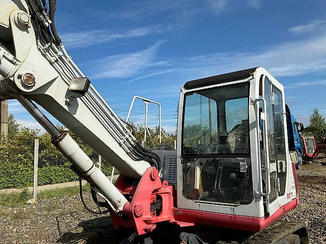 Takeuchi TB175