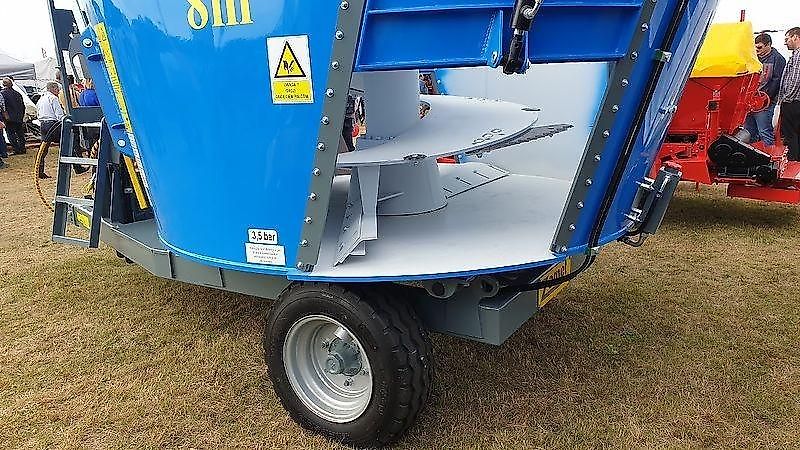 Zamet Futtermischwagen / Feed mixer / Melangeuse / Carro miscelatore / Кормораздатчик / Wóz paszowy 7-12 m3
