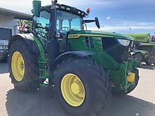 John Deere 6R215