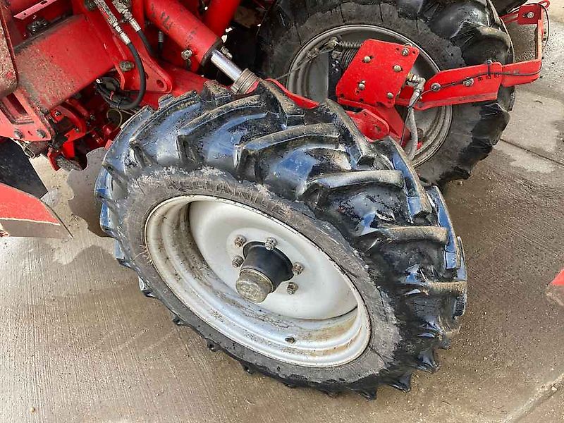 Grimme GL 430, 4 Row, Tilla/Cup Potato Planter combination