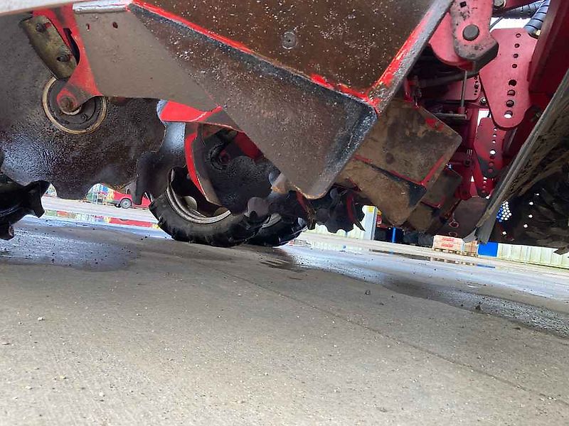 Grimme GL 430, 4 Row, Tilla/Cup Potato Planter combination