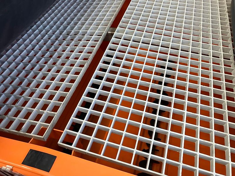 Bucher Gmeiner YETI W20T Schneckenstreuautomat