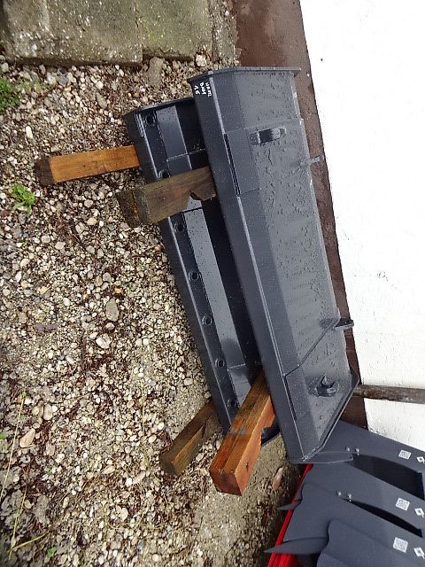 H LM  Euro- Frontladergabel - Dunggabel - 1,2 bis 2,4 Meter Breite- 1,2 M -1,5 M -1,8 M -2 M -2,2 M -2,4- Meter Dunggabeln 1,2 bis 2,4 Meter Euro Schnellwechselanbau