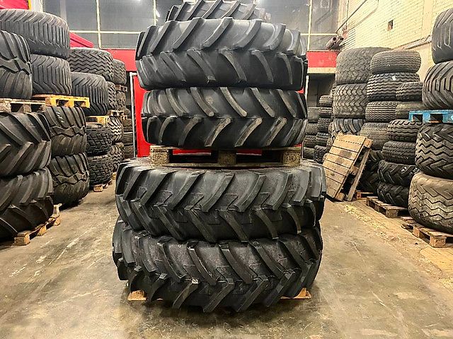 Firestone 420/85R28 & Michelin 480/80R42