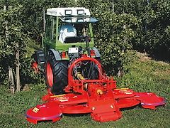 Humus VO 2500, VO 2700, VO 3000, VO 3500 | Mit stabiler Rahmenkonstruktion – speziell für den Einsatz an leistungsstarken Schleppern konstruiert