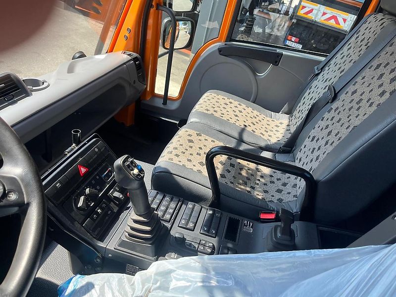 Mercedes-Benz Mercedes Benz Unimog U 427 Top Ausstattung
