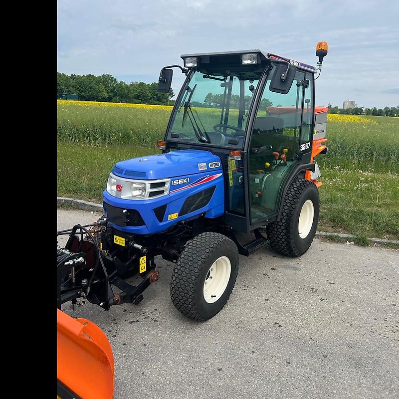 Iseki TM 3267 + ES2-150K + XTB140
