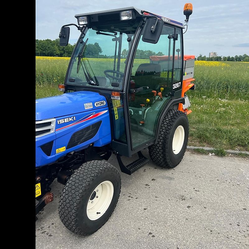 Iseki TM 3267 + ES2-150K + XTB140