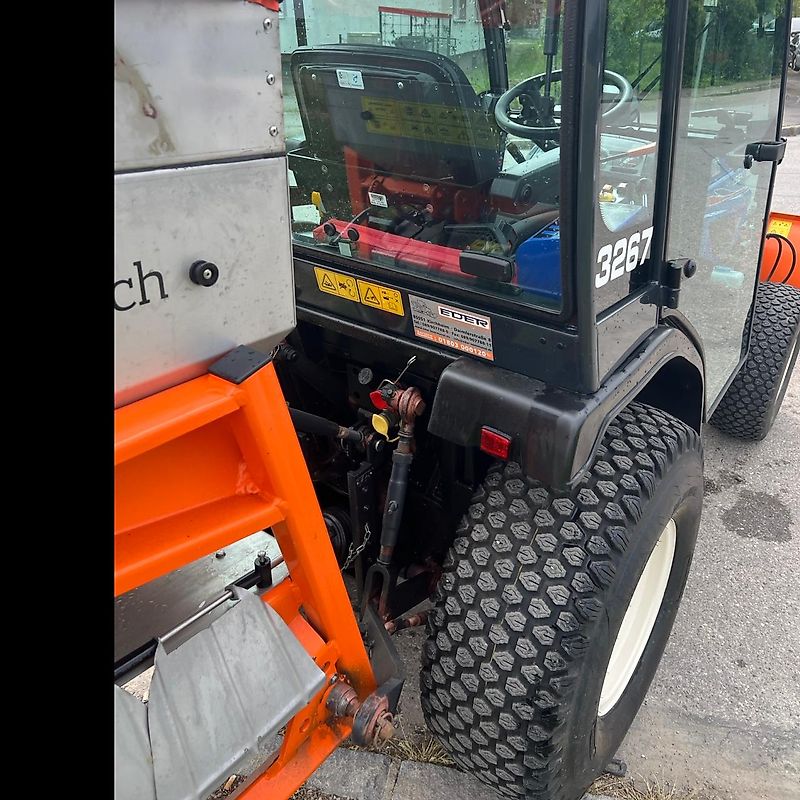 Iseki TM 3267 + ES2-150K + XTB140