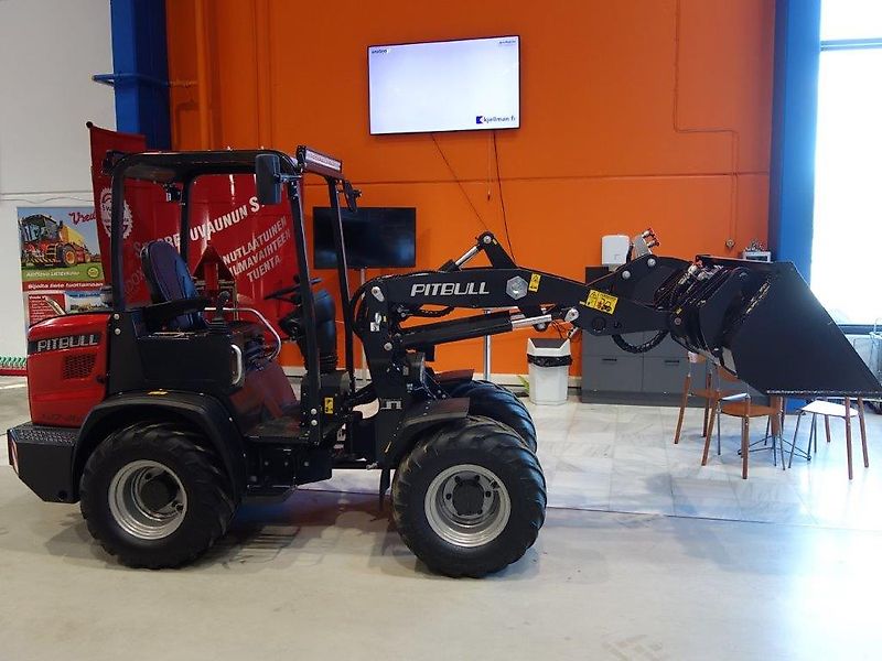 Pitbull Compact Loader X27-26V