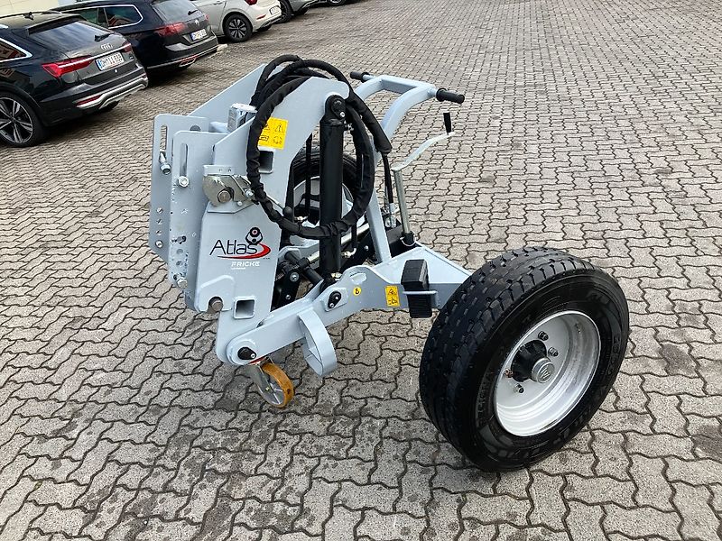Atlas 1000 Hebewagen für Traktoren