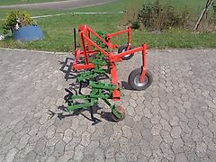 Schmotzer Fronthackgerät 4 Reihig 75cm Reihenabstand Luftbereifte Stützräder 320cm Rahmenbreite ideal für Dammkulturen