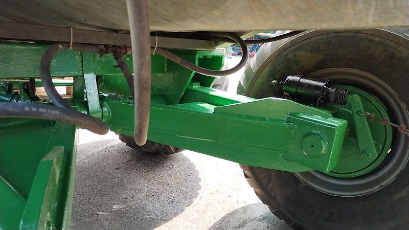 Briri Meyer-Lohne 10000 Liter Wasserwagen Güllefaß Rekordia 10000 Liter 10000 Liter Vakumtankwagen Wasserfass 10000Liter mit Tandemachse Bereifung 550/60-22.5 Profil 328 mit Möscha Schwenkverteiler