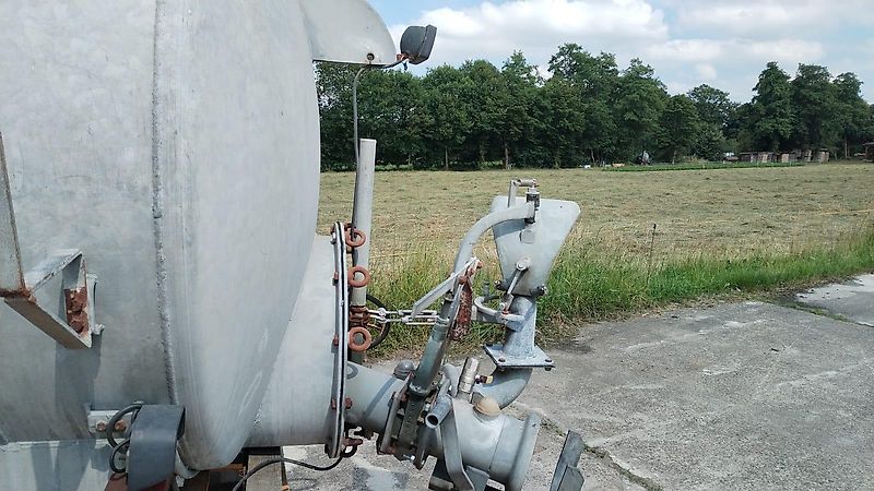 Briri Meyer-Lohne 10000 Liter Wasserwagen Güllefaß Rekordia 10000 Liter 10000 Liter Vakumtankwagen Wasserfass 10000Liter mit Tandemachse Bereifung 550/60-22.5 Profil 328 mit Möscha Schwenkverteiler