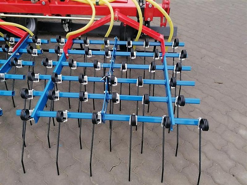 Hatzenbichler 6 m mit Saatgerät