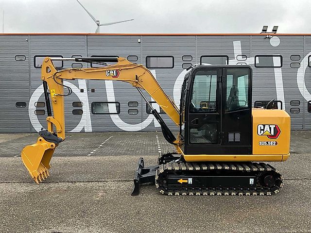 Caterpillar 305.5E2