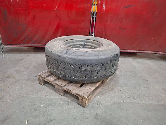 Michelin 425/65R22.5 X