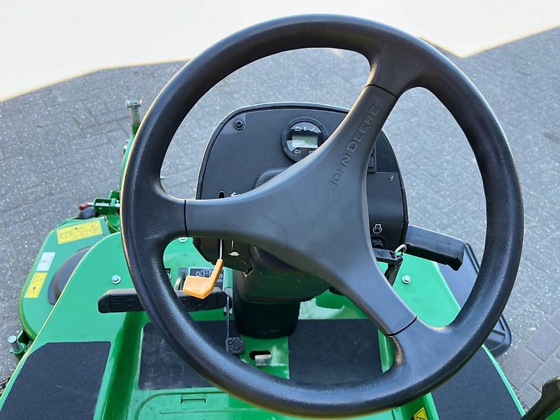 John Deere F1570 inkl. 1,52mtr. Mähwerk