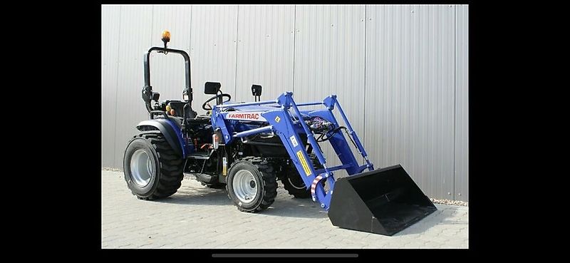 Farmtrac Farmtrac 22 22PS Frontlader Traktor Schlepper NEU Allrad Kubota